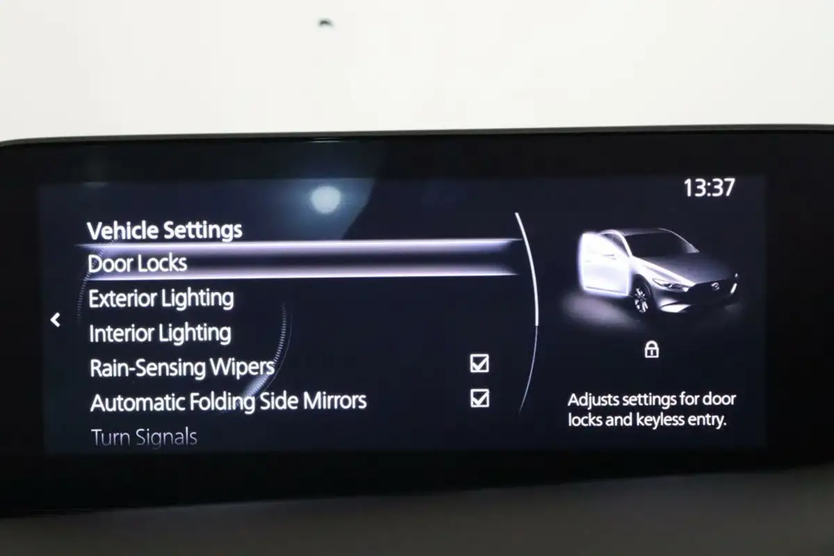 2022-mazda-mazda3-20-se-l-lux-122ps-hatchback-5d-big-35