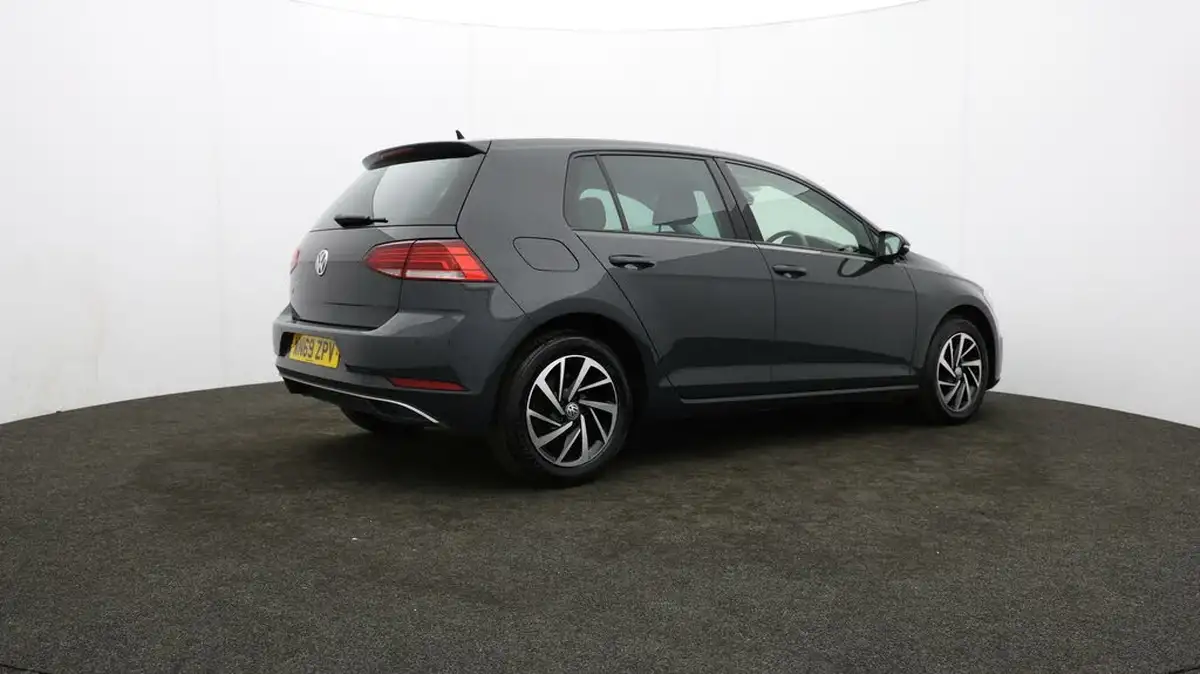 2019-volkswagen-golf-16tdi-match-edition-hatchback-big-32