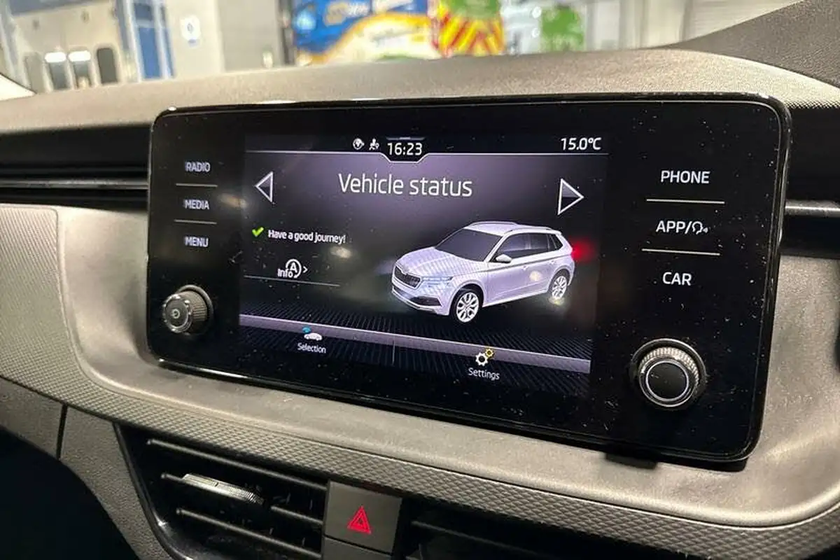 2020-skoda-kamiq-10-tsi-se-115ps-big-43