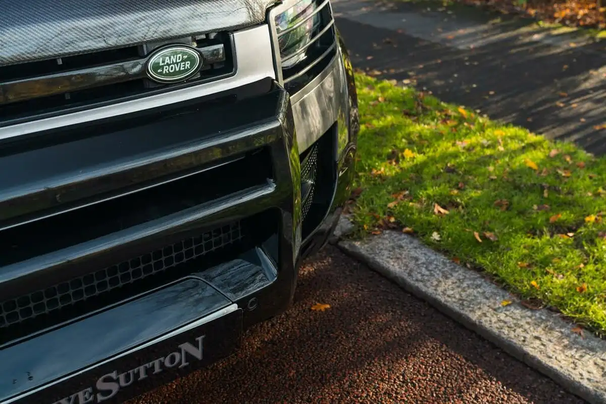 2021-land-rover-110-defender-30-d250-hse-big-5