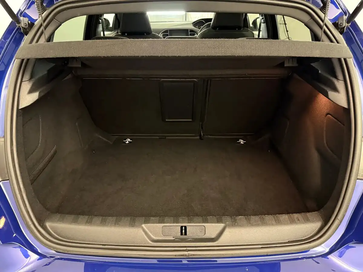 2019-peugeot-308-15-bluehdi-gt-line-big-39