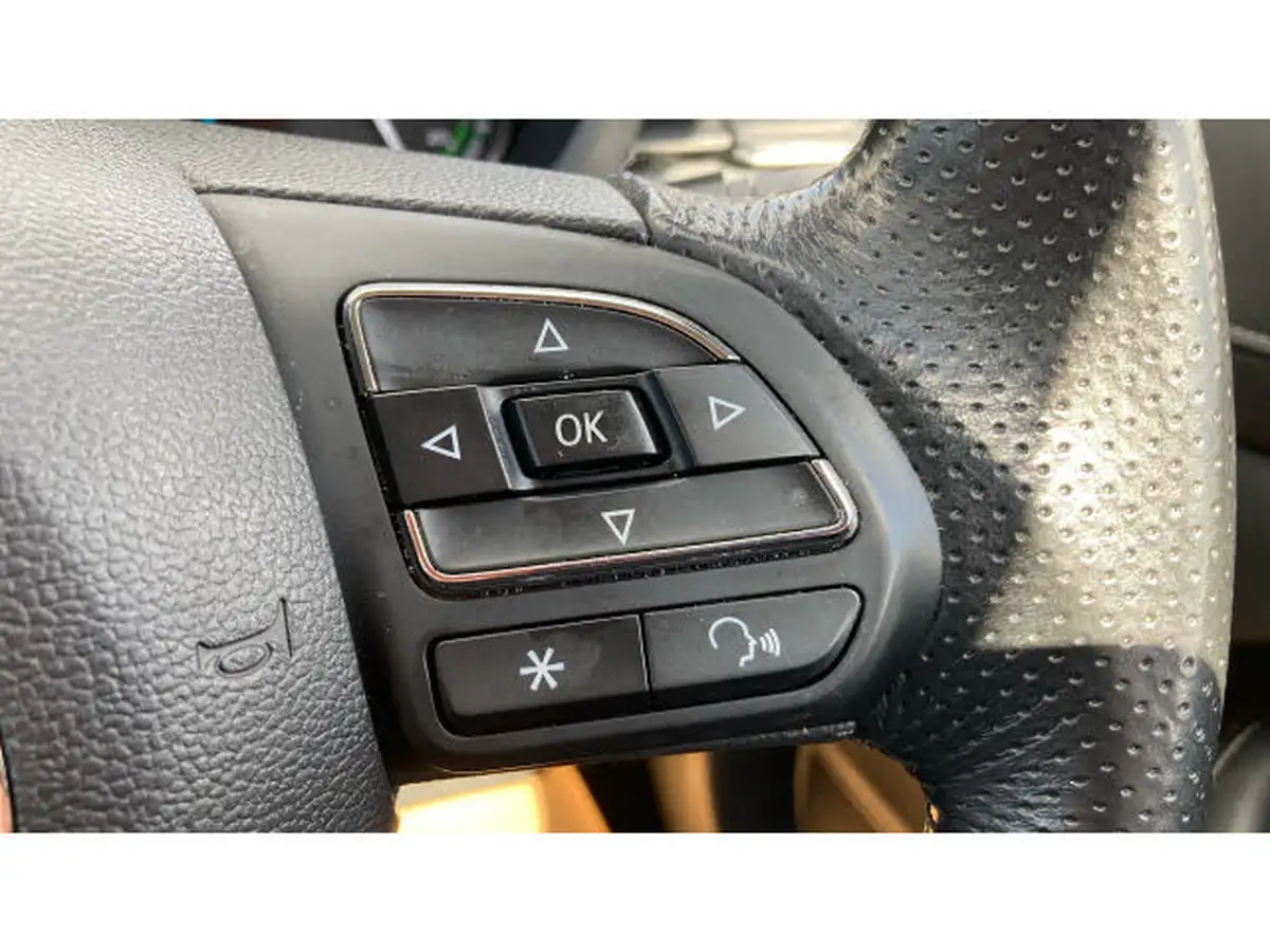 2022-mg-mg5-e-exclusive-ev-long-range-big-22