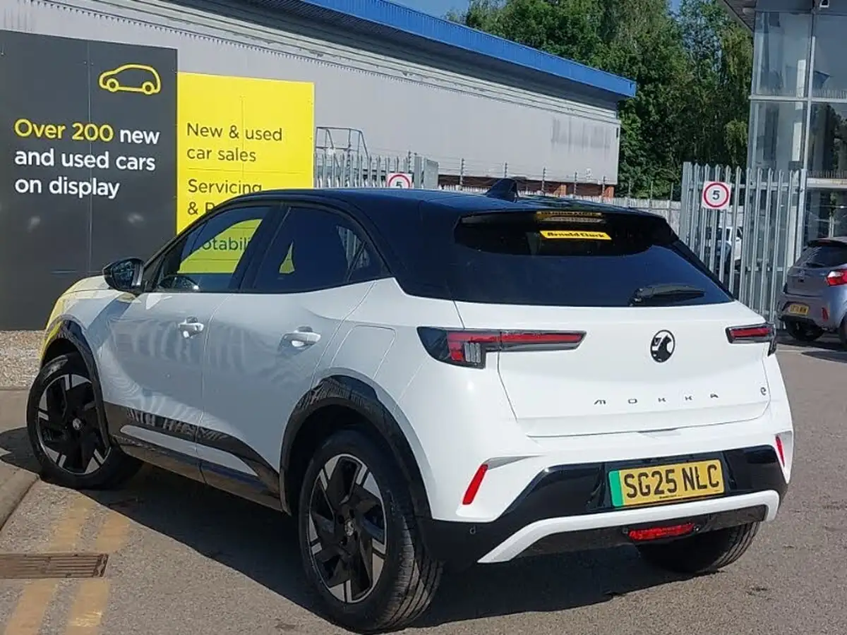 2025-vauxhall-mokka-e-gs-electric-big-1