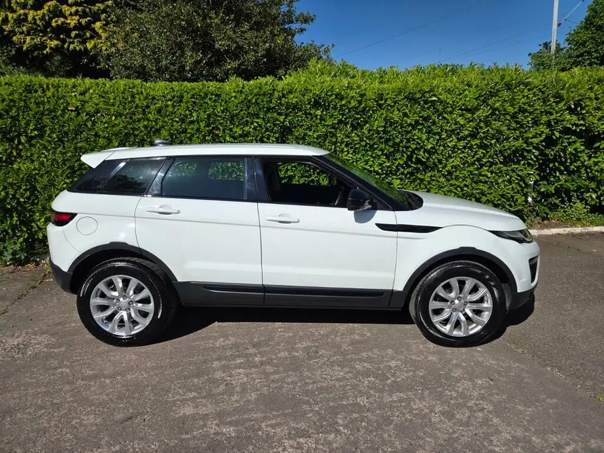 2018-land-rover-range-rover-evoque-20ed4-se-tech-hatchback-5d-big-1