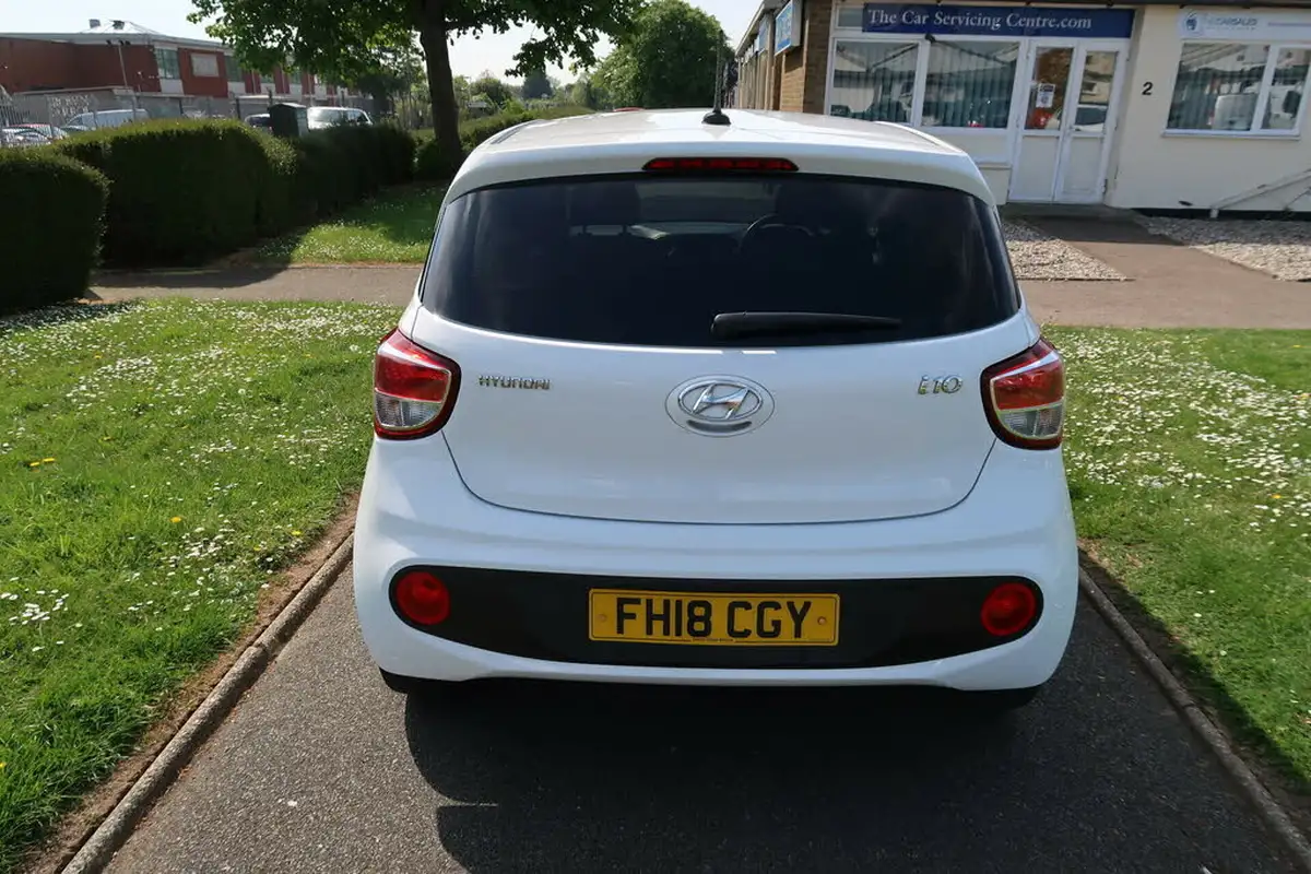 2018-hyundai-i10-10-go-se-66ps-big-11