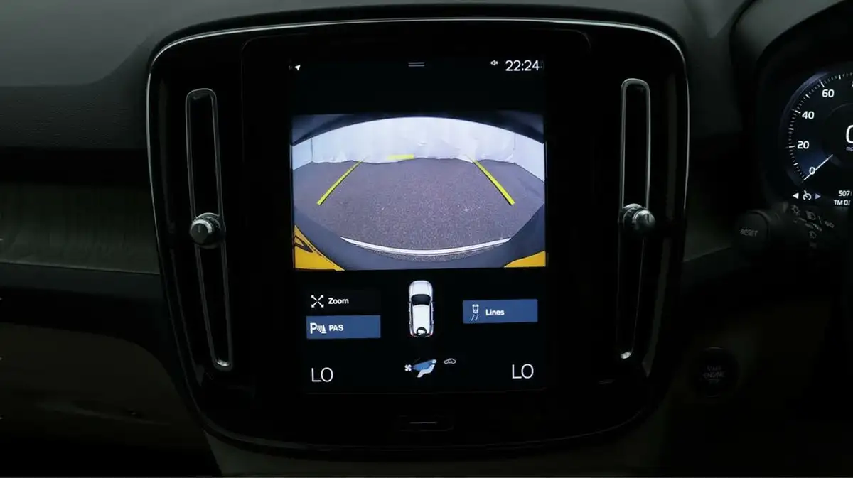 2020-volvo-xc40-15-t3-inscription-big-25
