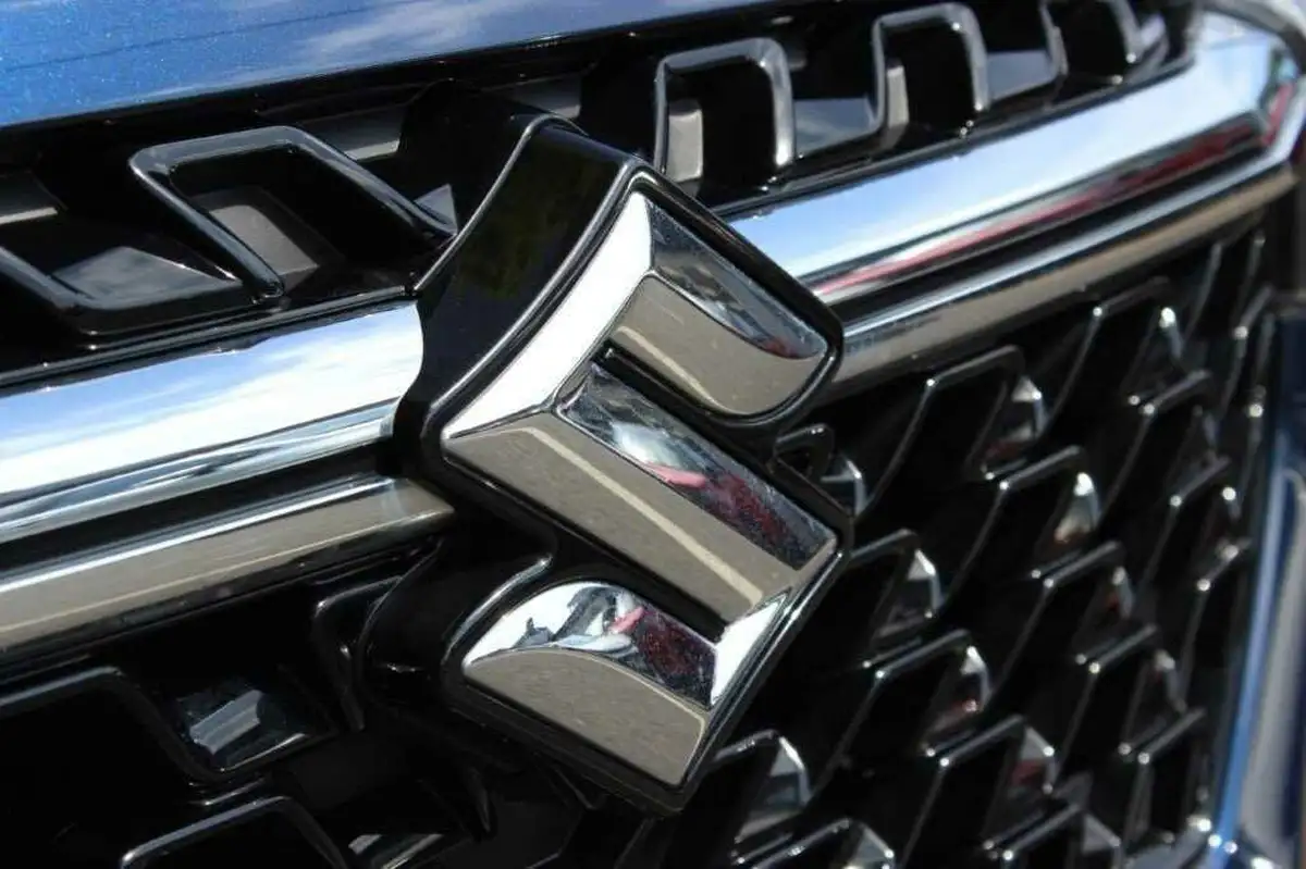2023-suzuki-s-cross-14-boosterjet-motion-big-9