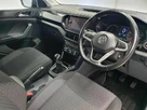 2020-volkswagen-t-cross-10-tsi-se-115ps-small-12