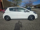 2019-toyota-yaris-15-vvt-i-icon-tech-98bhp-hybrid-1497cc-e-cvt-small-40