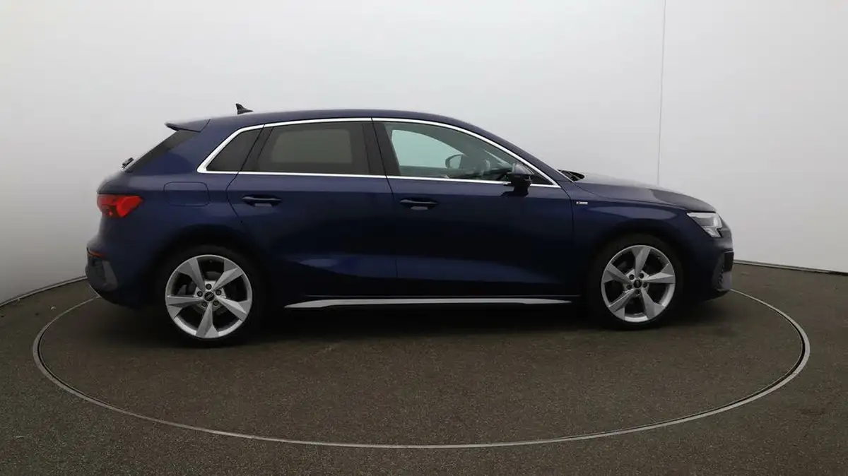 2023-audi-a3-15-35-tfsi-s-line-sportback-5d-big-48