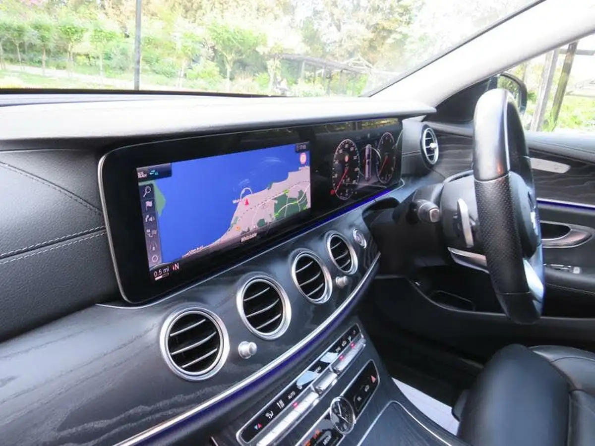 2019-mercedes-benz-e-class-20-e200-amg-line-edition-estate-5d-big-12