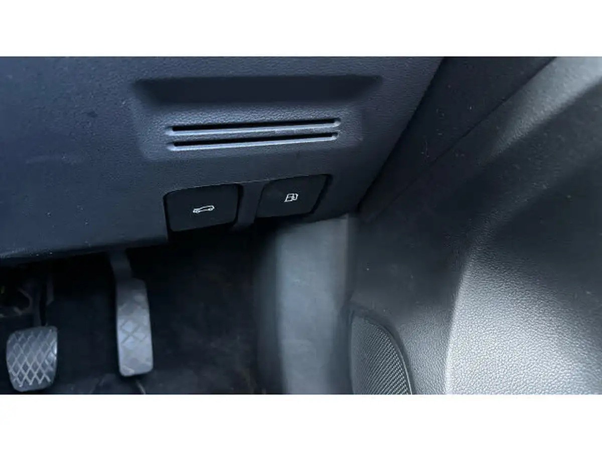 2023-mg-zs-suv-15-vti-tech-exclusive-big-28