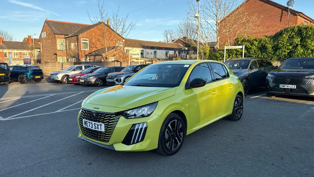 2024-peugeot-208-12-puretech-allure-big-6