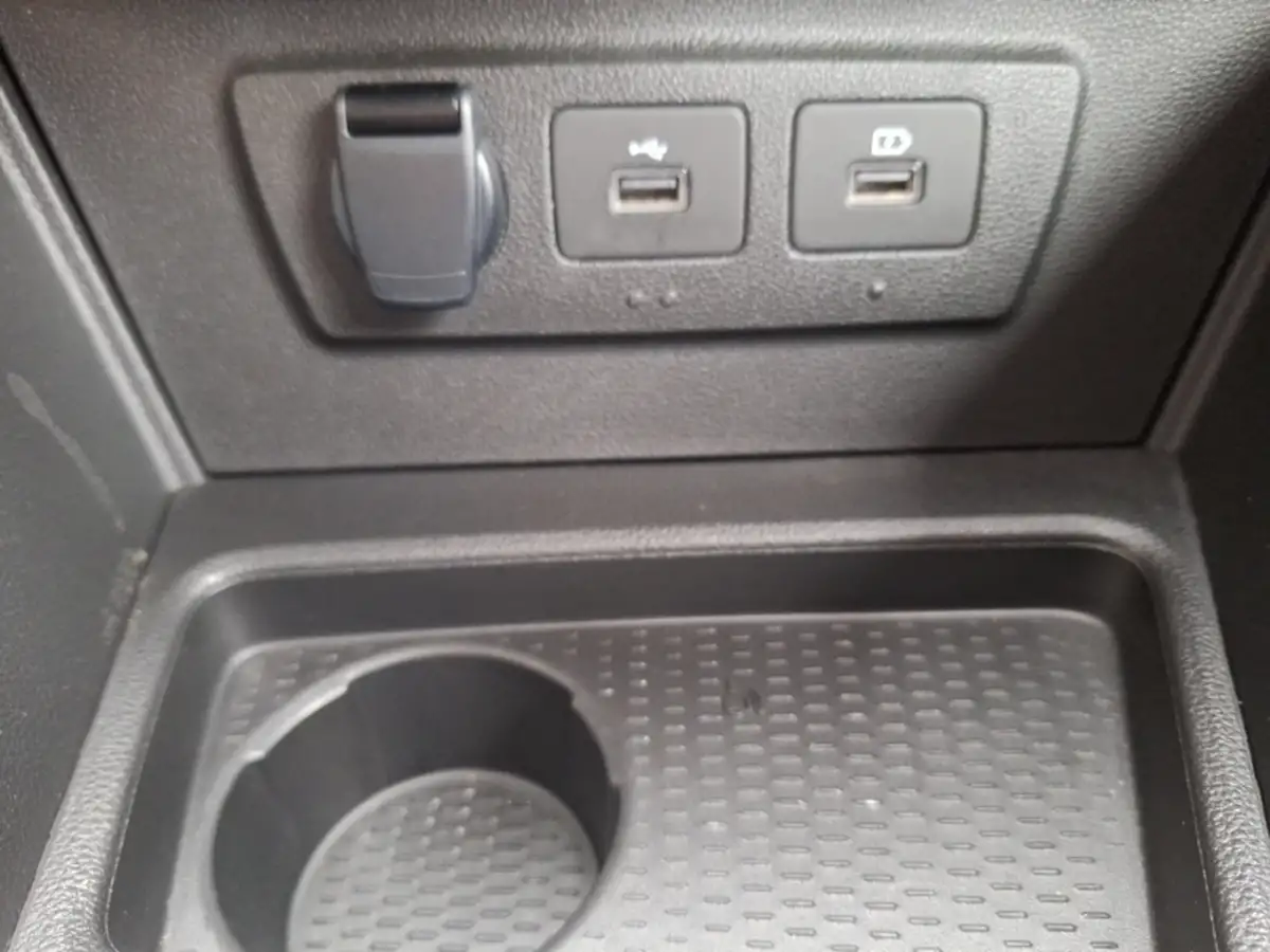 2024-dacia-sandero-stepway-10-tce-extreme-90bhp-big-12