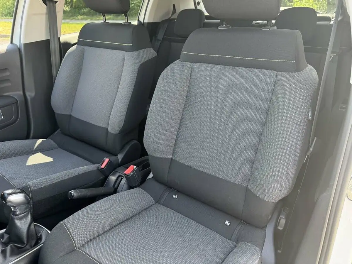 2017-citroen-c3-16bluehdi-flair-big-32