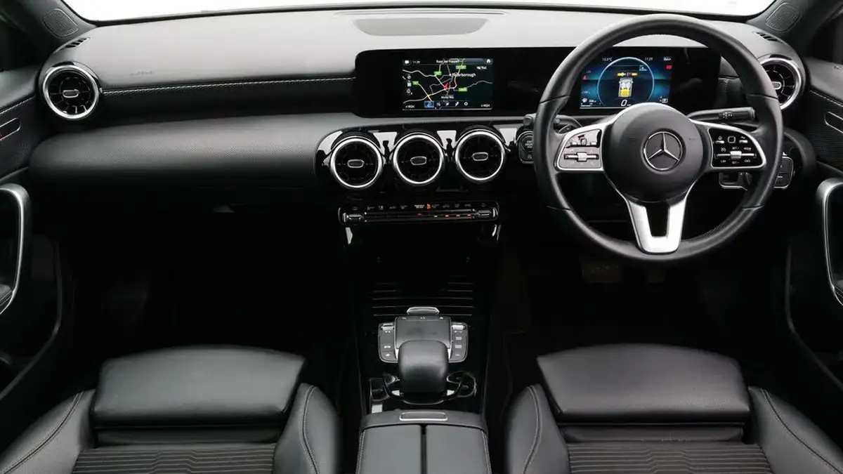 2021-mercedes-benz-a-class-15d-a180d-sport-hatchback-5d-7g-dct-big-13