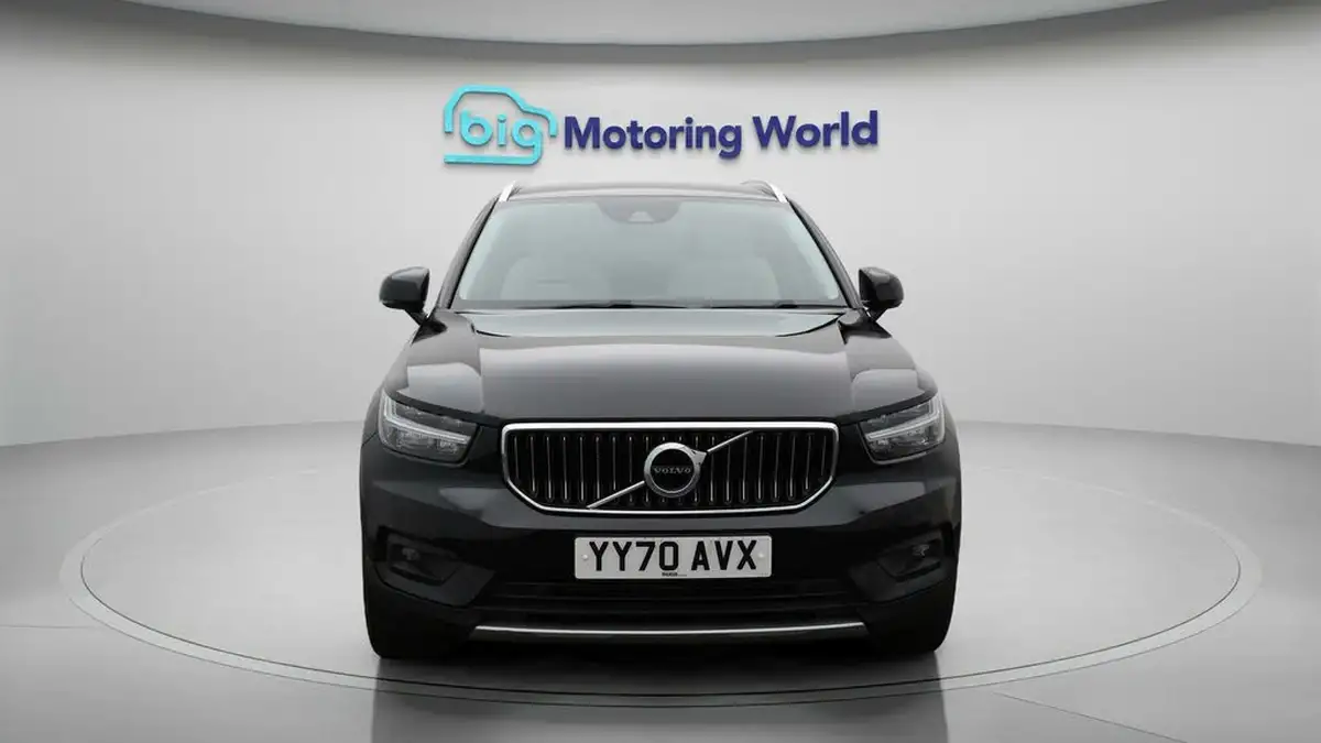 2020-volvo-xc40-15-t3-inscription-big-1