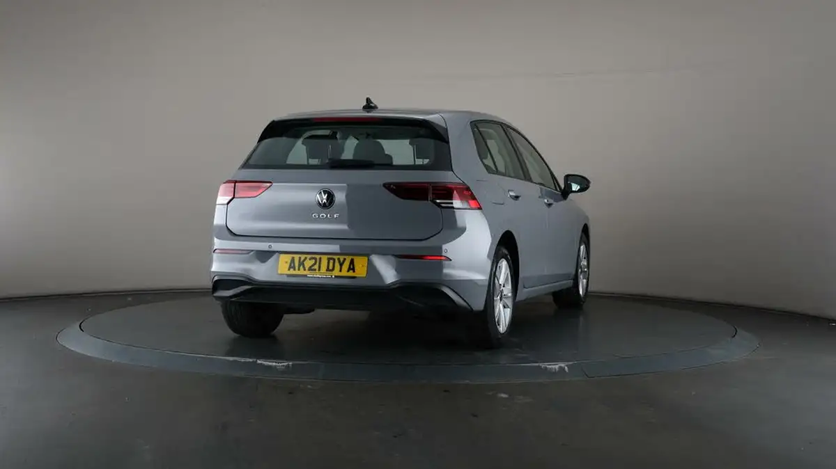 2021-volkswagen-golf-15-tsi-life-150ps-hatchback-big-68