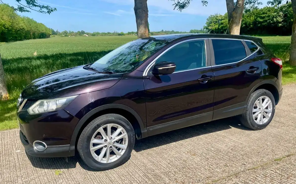 2014-nissan-qashqai-12-acenta-premium-big-15