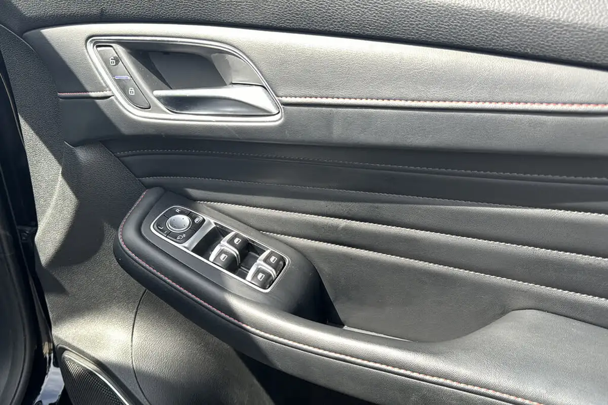 2023-mg-hs-15t-gdi-trophy-258ps-plug-in-hybrid-auto-big-31