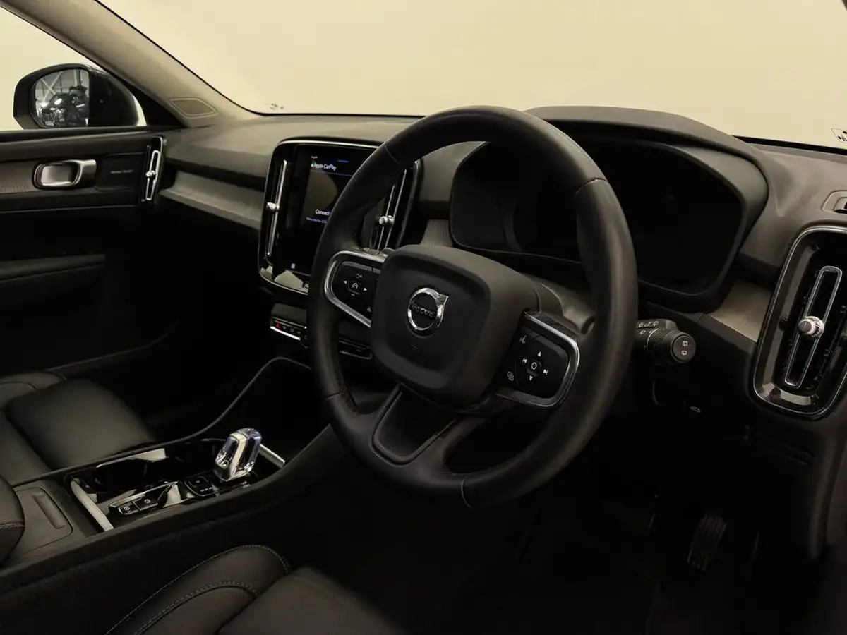 2023-volvo-xc40-20-b4-ultimate-big-19