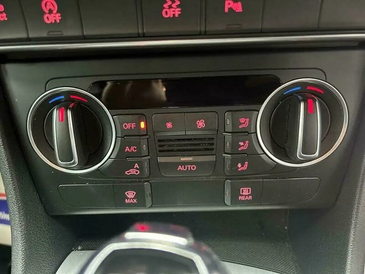 2015-audi-q3-20-tdi-quattro-s-line-plus-150ps-tronic-big-49