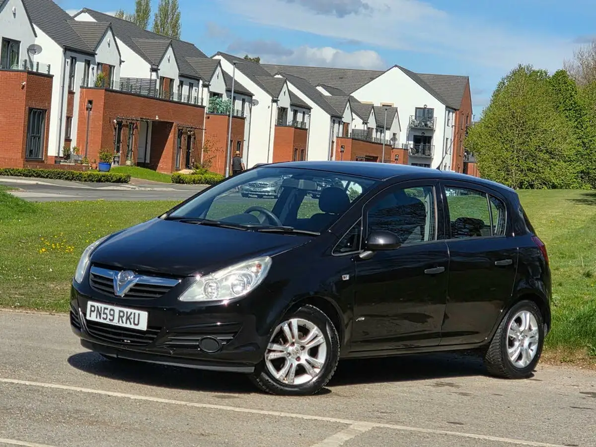 2009-vauxhall-corsa-12-active-ac-5d-big-2