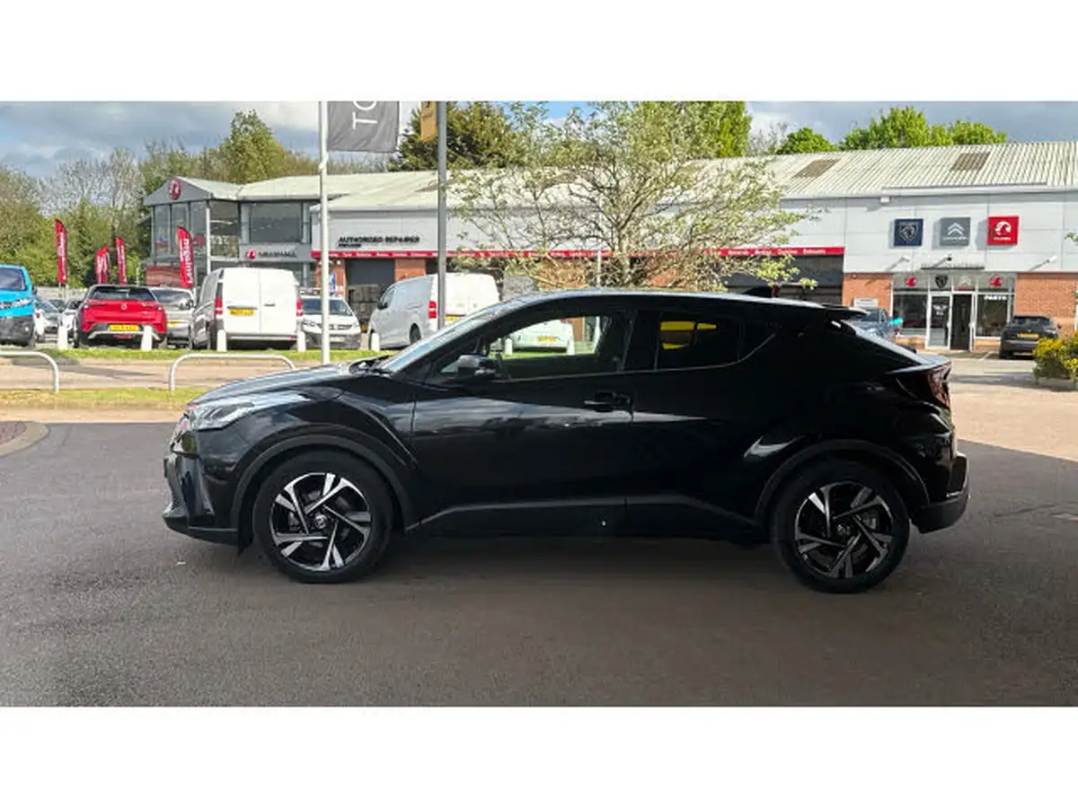 2023-toyota-c-hr-20-vvt-i-design-big-16