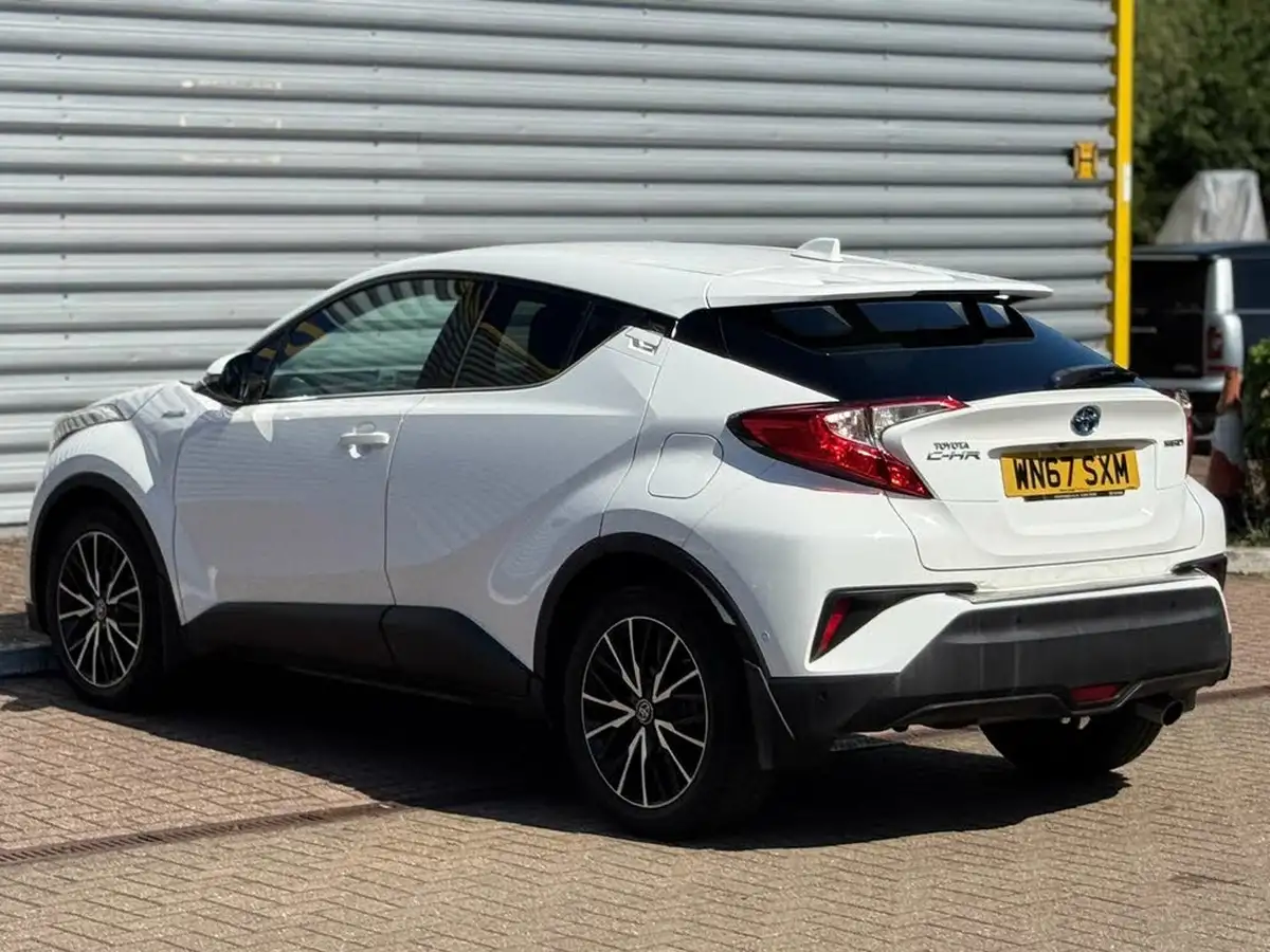 2017-toyota-c-hr-18-vvt-i-excel-big-4