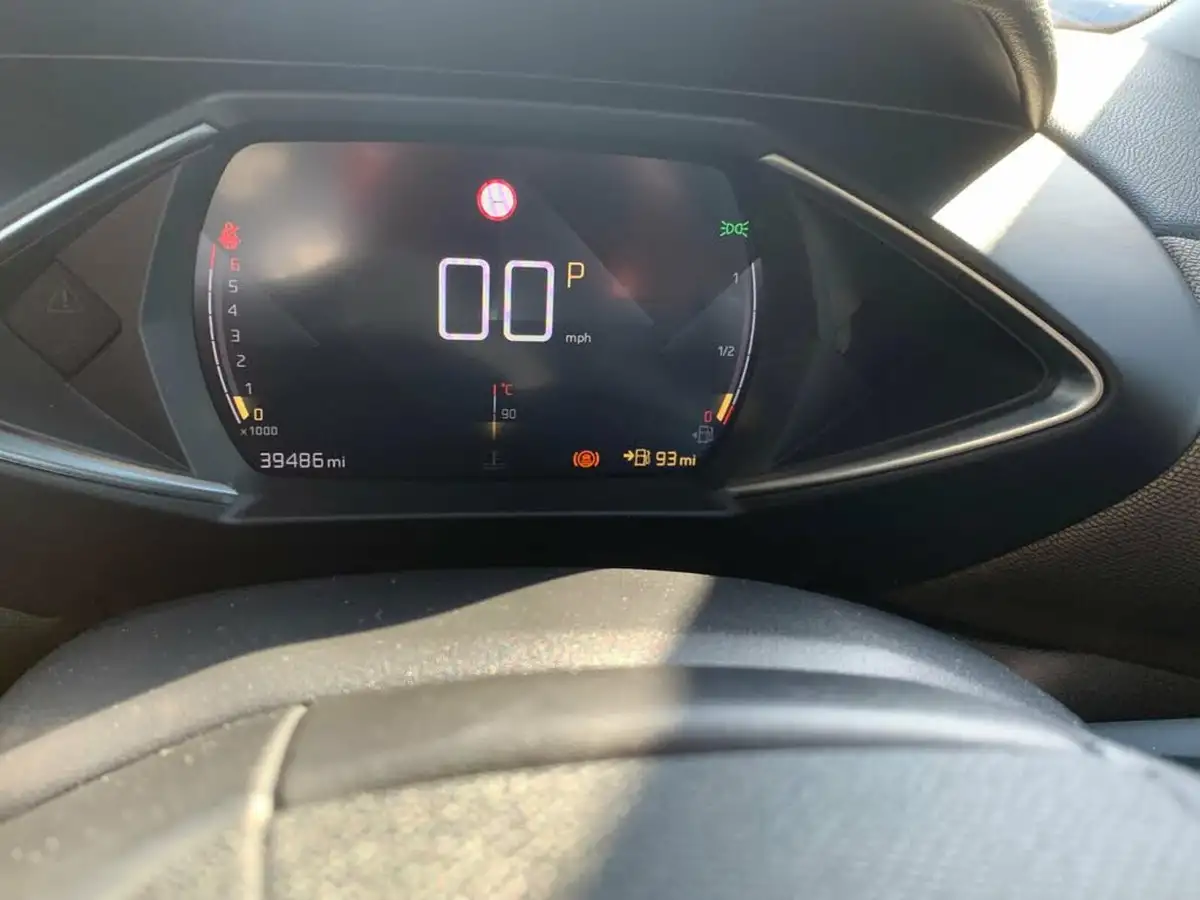 2019-ds-ds-3-crossback-12-puretech-prestige-155ps-eat8-big-9