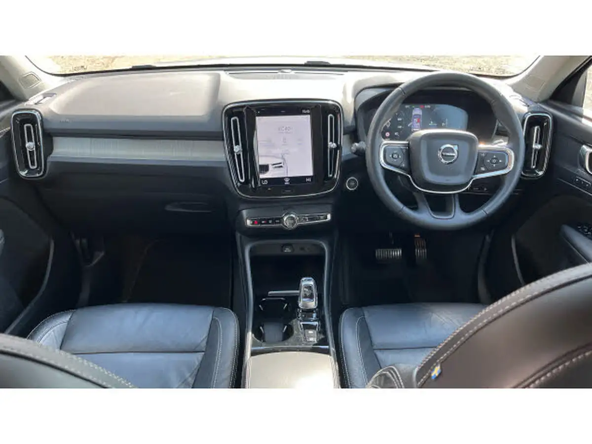 2021-volvo-xc40-15-t4-inscription-208bhp-big-9