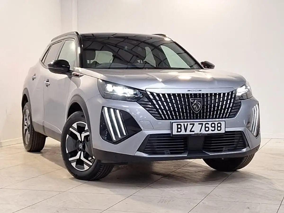 2025-peugeot-2008-suv-12-puretech-gt-130ps-eat8-big-0