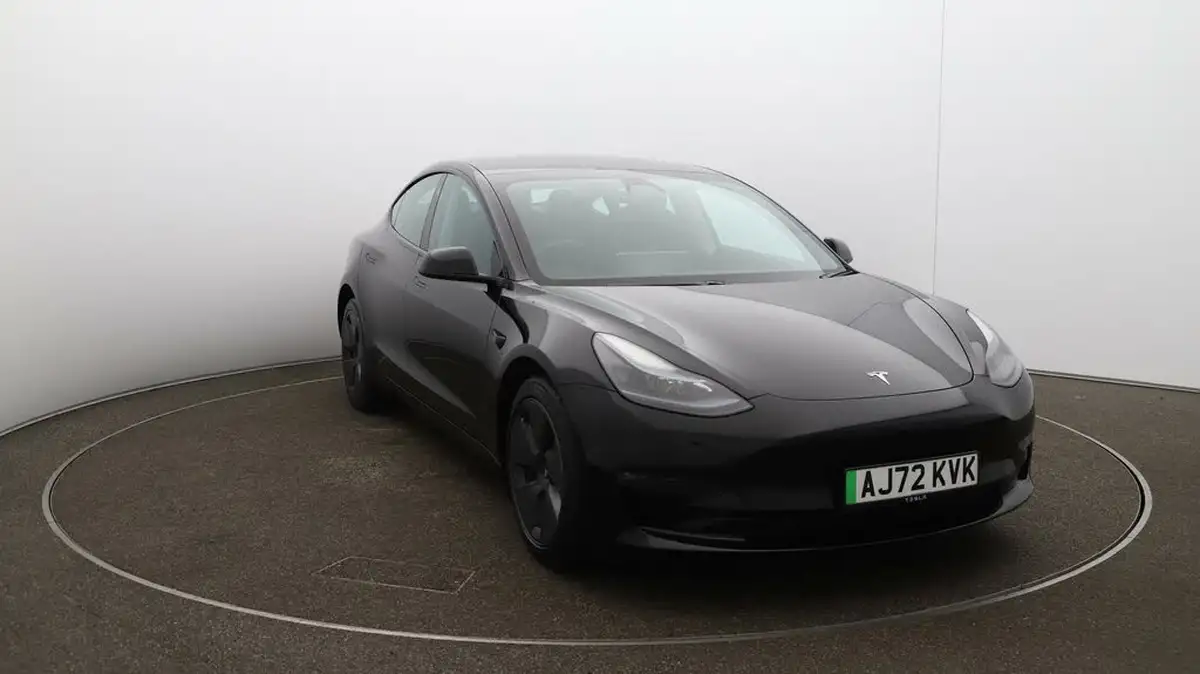 2022-tesla-model-3-e-long-range-big-41