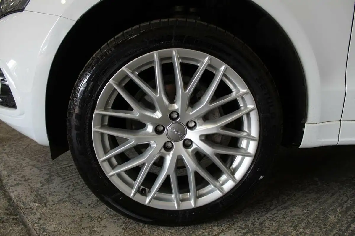 2015-audi-q5-20-tdi-quattro-s-line-plus-190ps-big-57