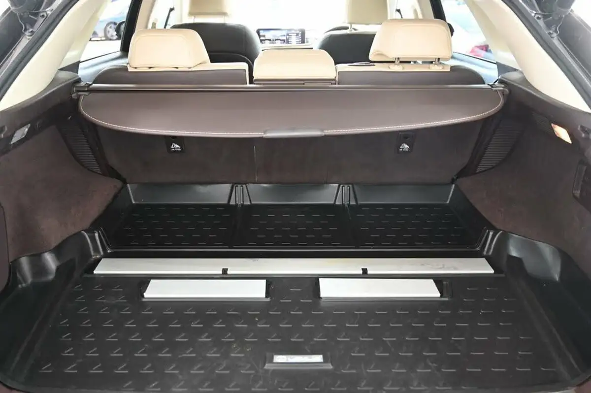 2019-lexus-rx-450h-35-rx-big-10