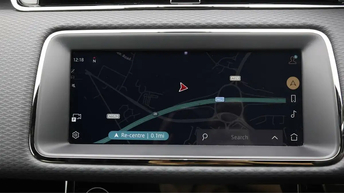 2021-land-rover-range-rover-evoque-20-d200-r-dynamic-s-big-10
