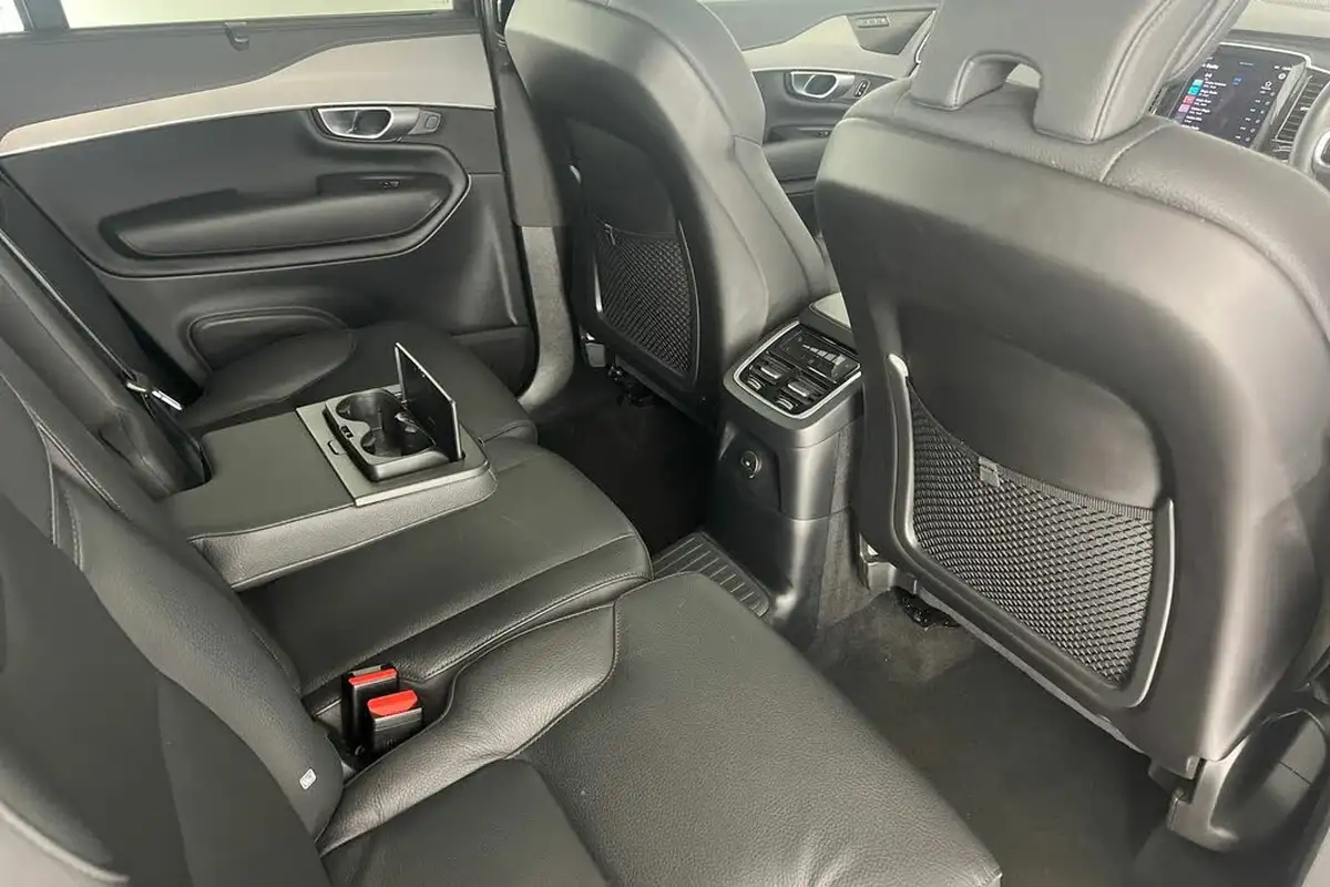 2024-volvo-xc90-20-t8-plus-big-29