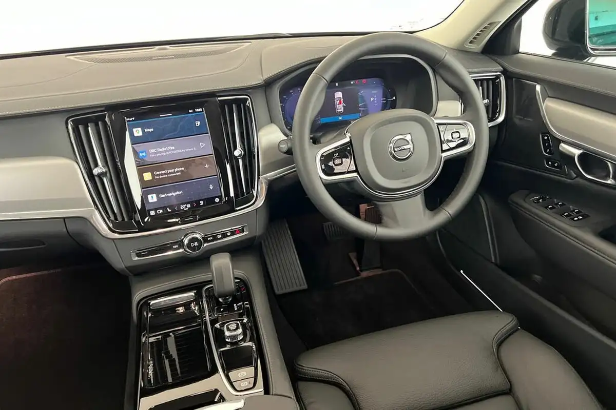 2024-volvo-v90-20-t6-r-design-big-31