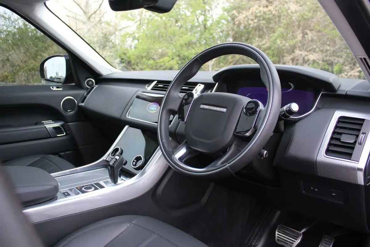 2019-land-rover-range-rover-sport-30-sdv6-hse-dynamic-big-4