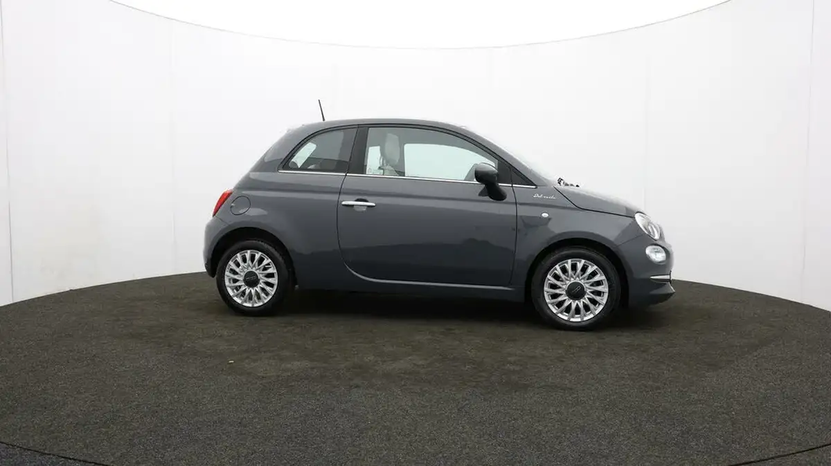 2022-fiat-500-10-dolcevita-big-42