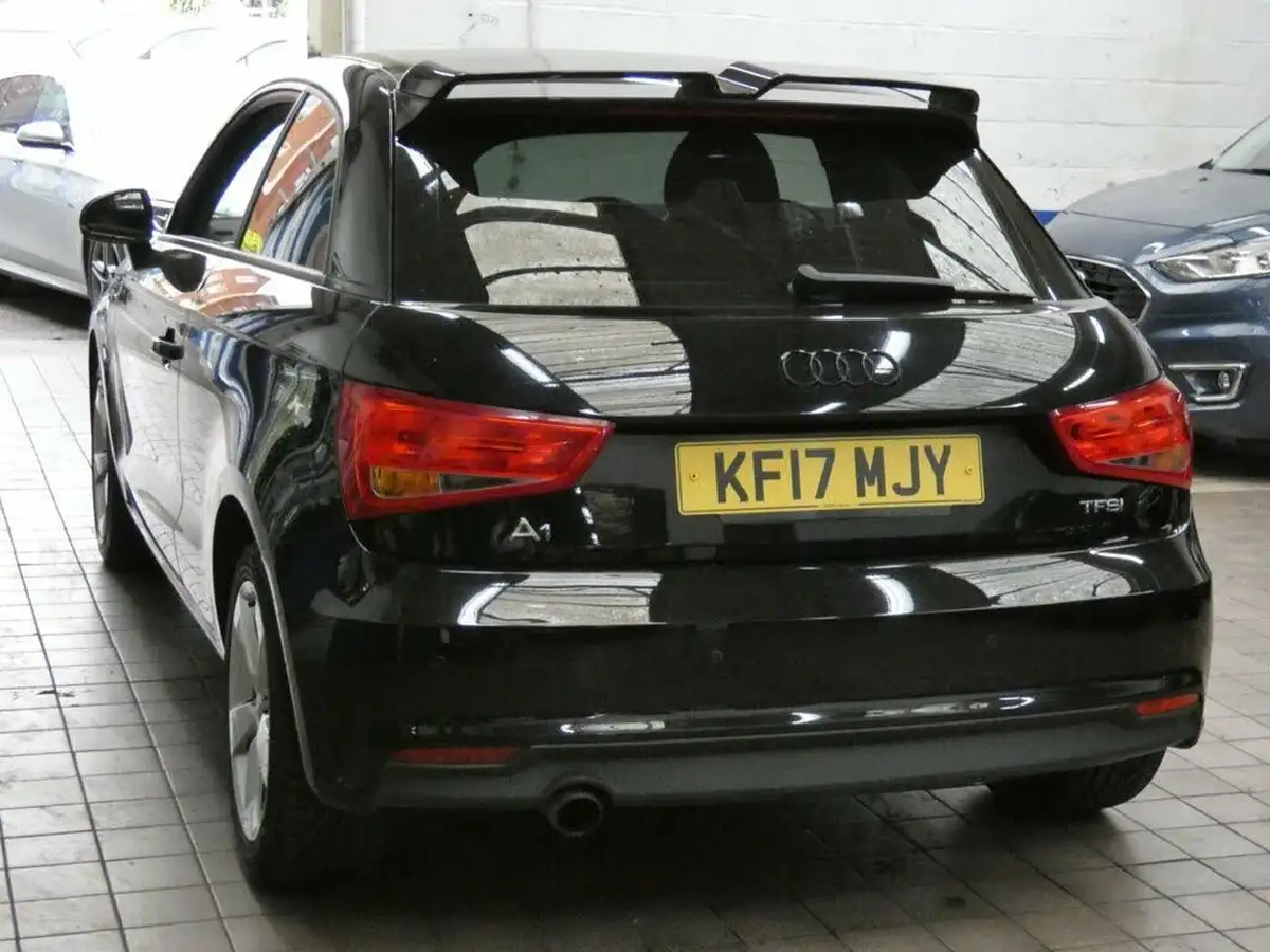 2017-audi-a1-10-tfsi-sport-hatchback-3d-big-25