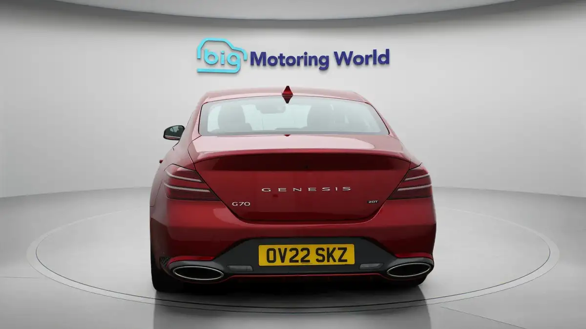 2022-genesis-g70-20-t-sport-line-saloon-4d-big-6