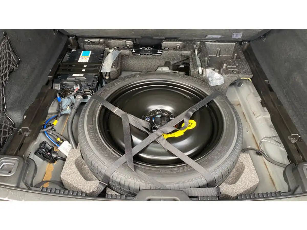 2024-volvo-xc60-20td-b4-plus-big-40
