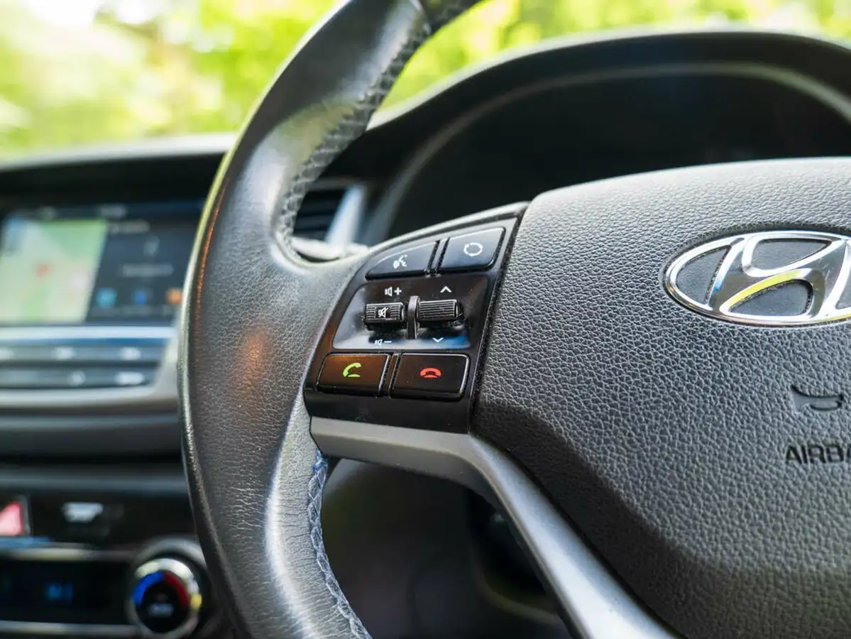 2018-hyundai-tucson-17crdi-blue-drive-se-nav-116ps-big-30