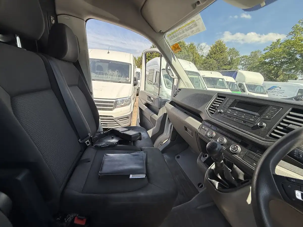 2018-man-tge-20-td-3140-long-rwd-high-roof-van-big-8