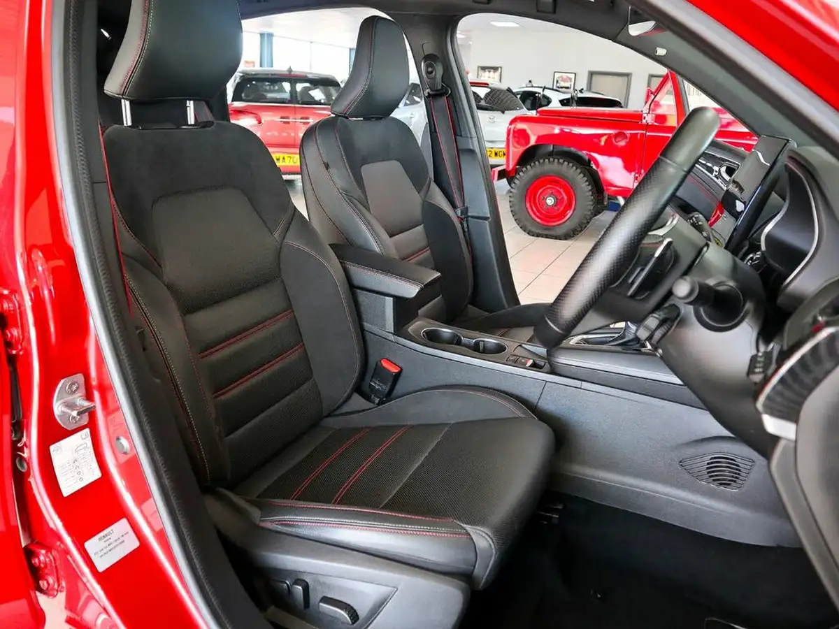 2022-renault-arkana-13-tce-rs-line-big-16