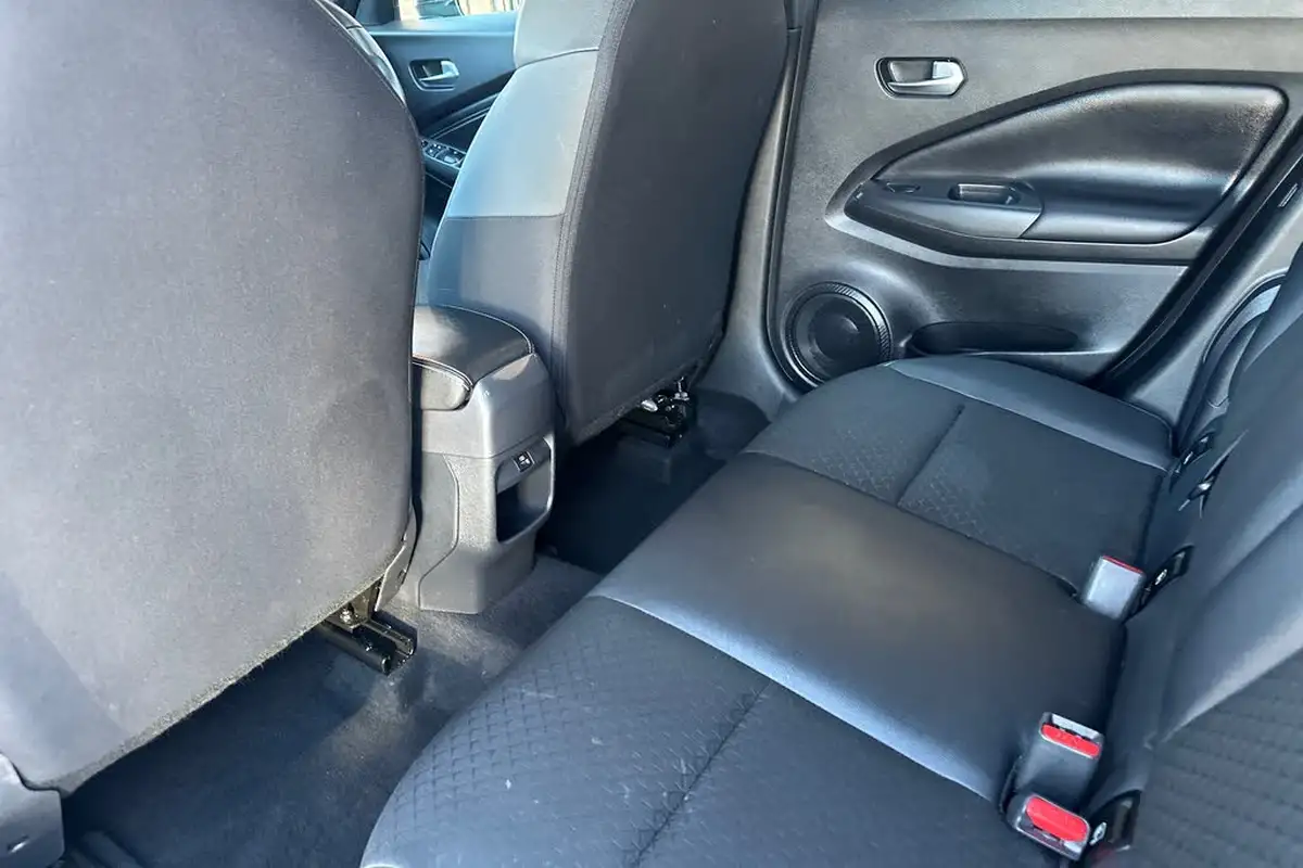 2024-nissan-juke-10-dig-t-n-connecta-dct-big-18