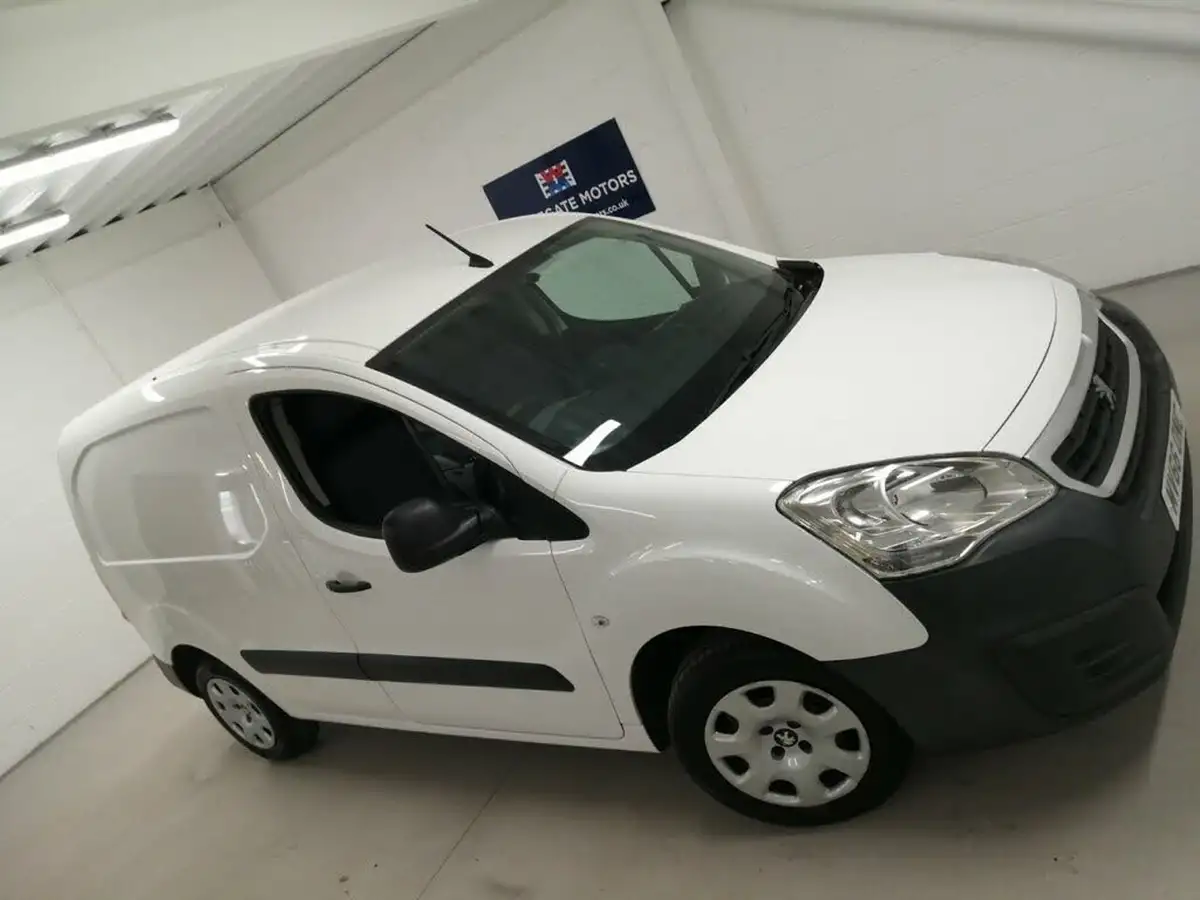 2016-peugeot-partner-16bluehdi-professional-l1-100eu6-854-big-20