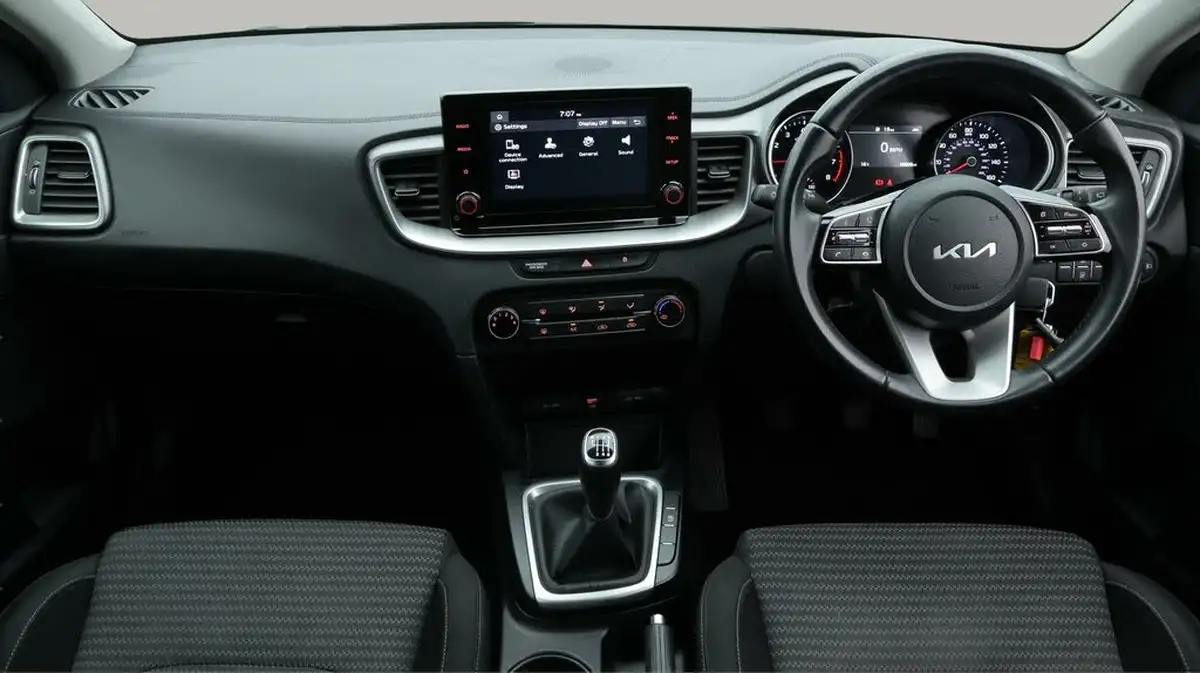2022-kia-xceed-10-t-gdi-2-big-13