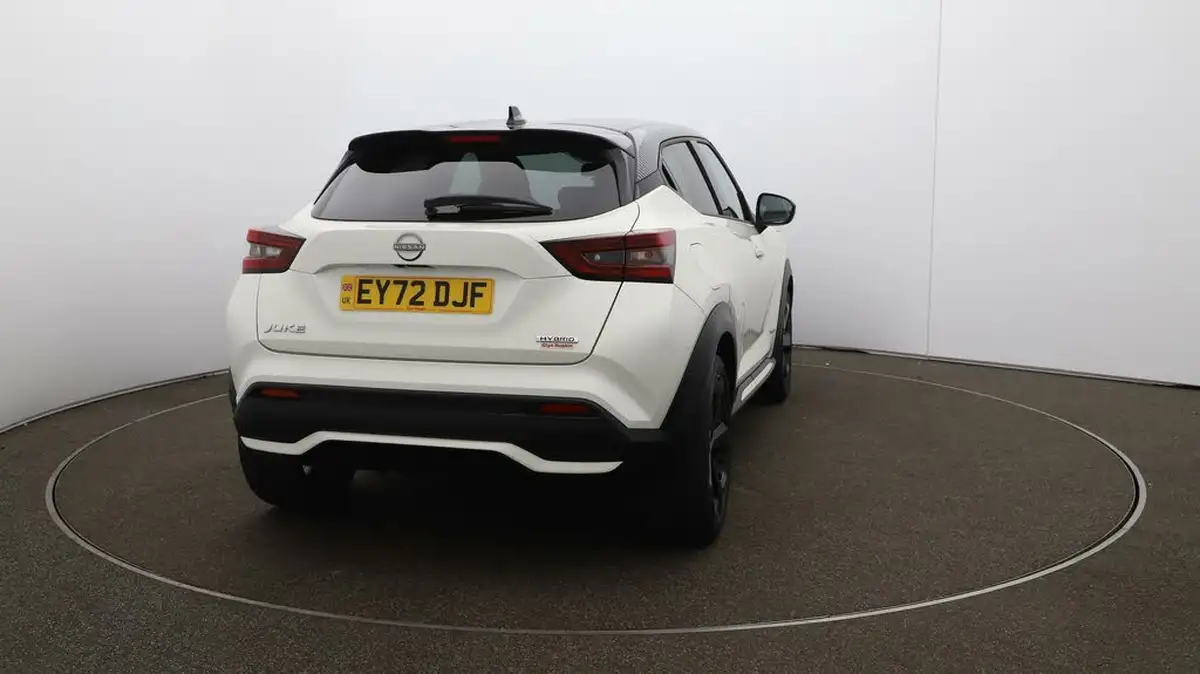 2022-nissan-juke-16-hybrid-premiere-edition-big-54
